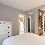 Daire Apartamento En Centro De Bilbao, Deusto